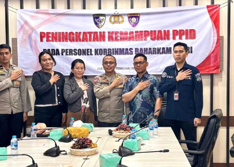 Pelatihan teknik pembuatan berita kepada personil Baharkam Polri