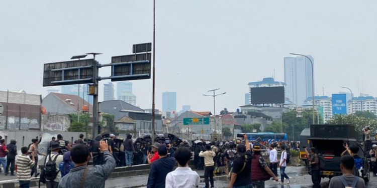 Isi tuntutan demo 25 Agustus