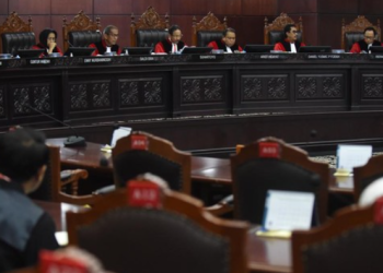 MK resmi larang wamen rangkap jabatan